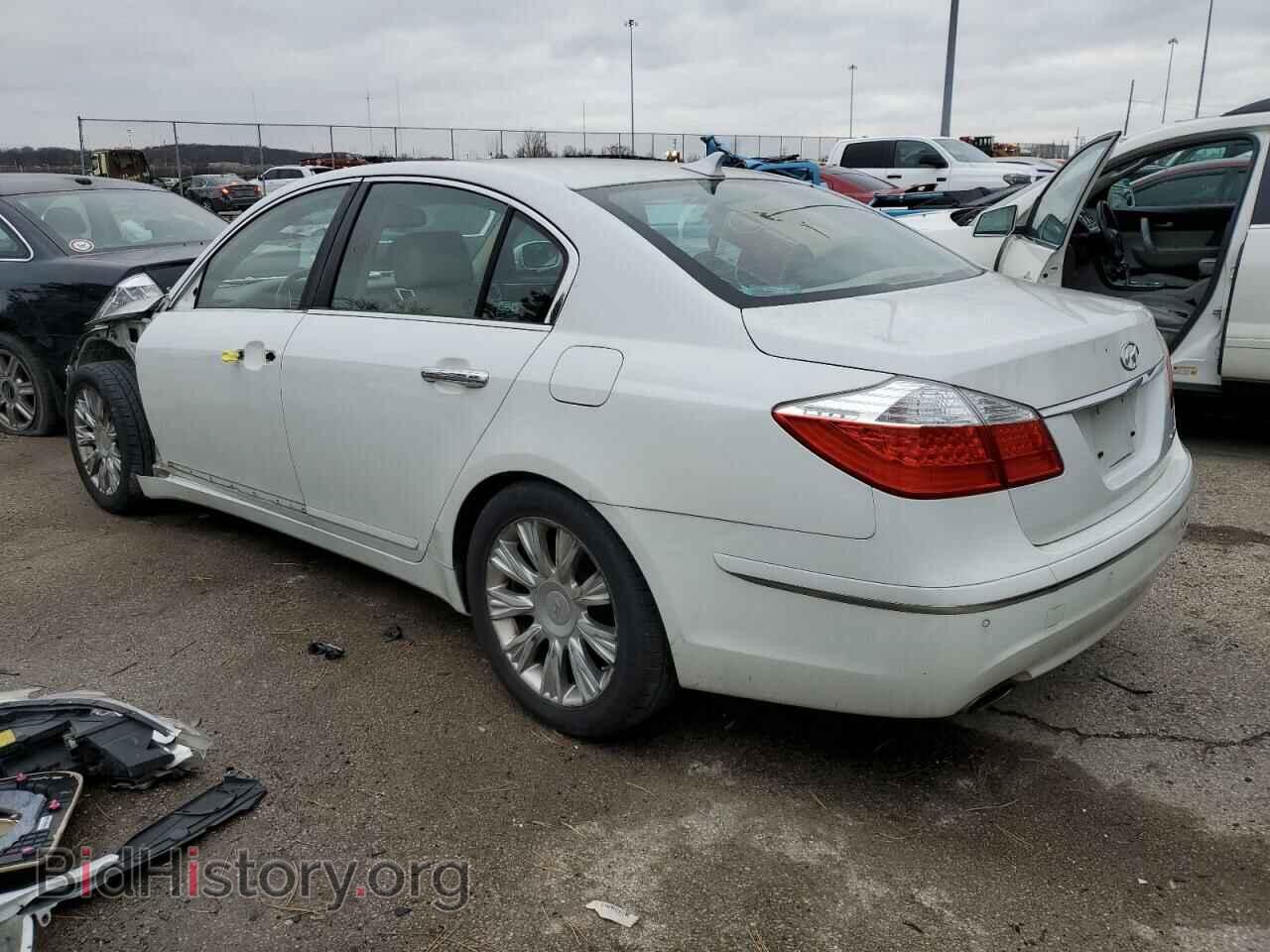 2009 HYUNDAI GENESIS - VIN: KMHGC46E79U033868 - Фото 2