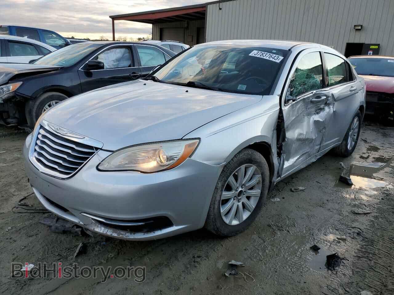 Фотография 1C3BC1FGXBN525250 - CHRYSLER 200 2011