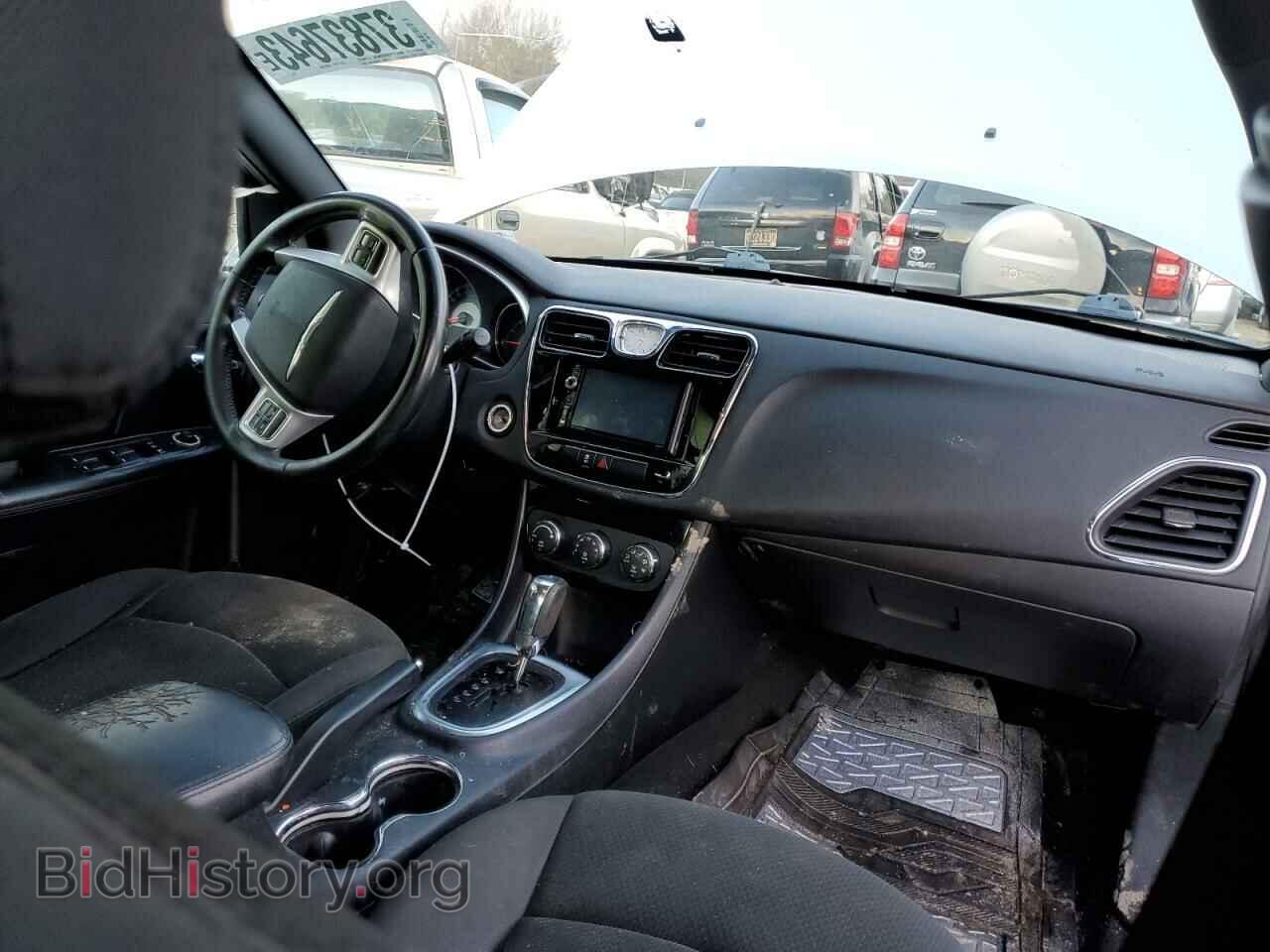 2011 CHRYSLER 200 - VIN: 1C3BC1FGXBN525250 - Фото 8