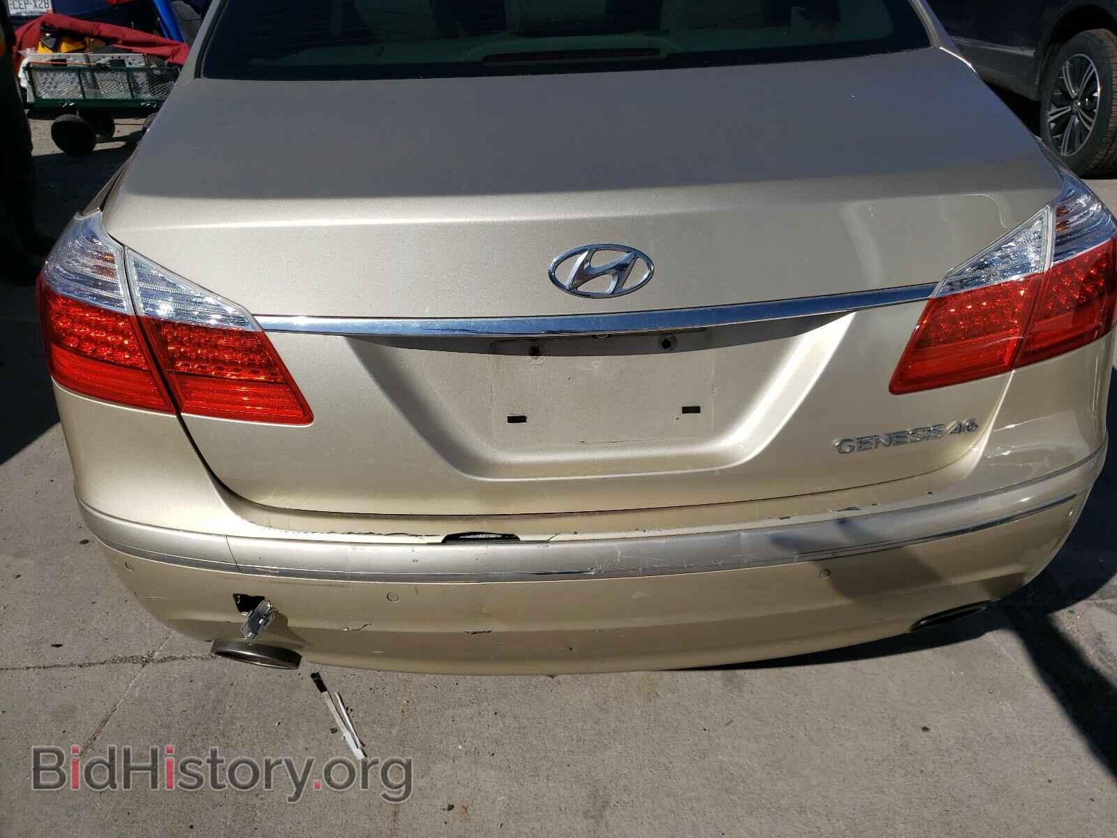 2009 HYUNDAI GENESIS - VIN: KMHGC46FX9U044209 - Фото 9