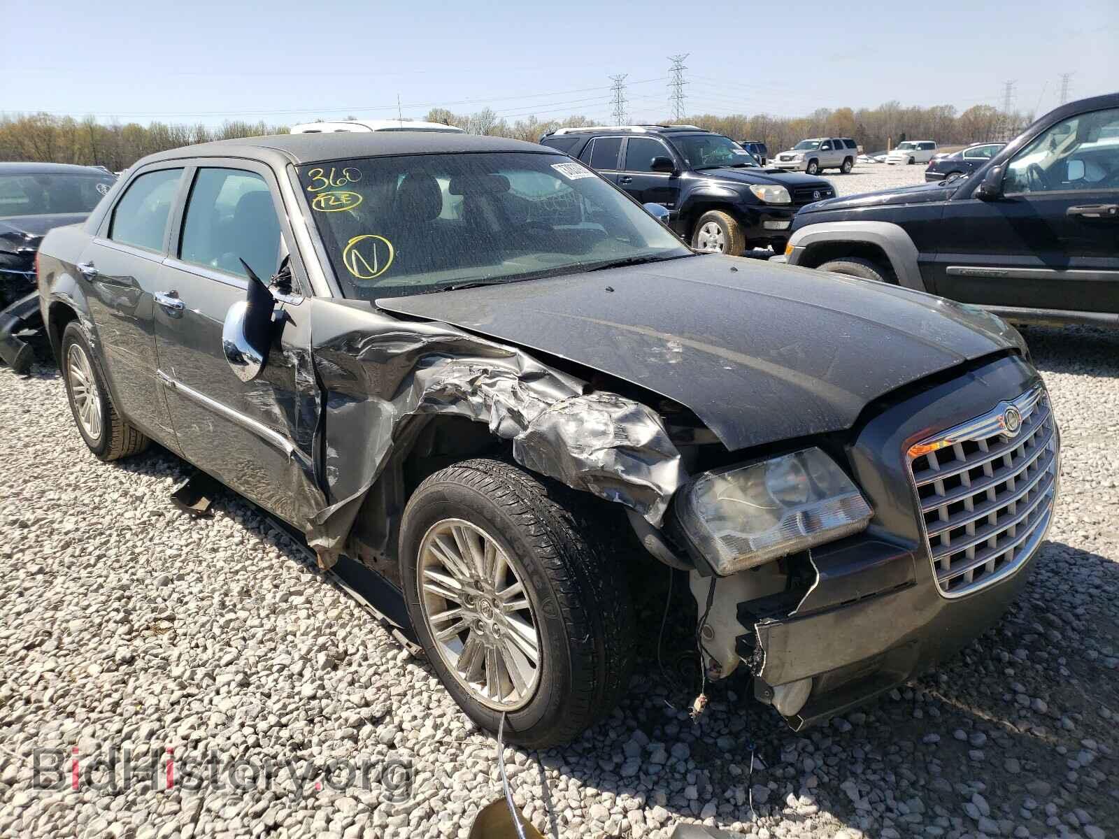 Photo 2C3CA5CV4AH209323 - CHRYSLER 300 2010