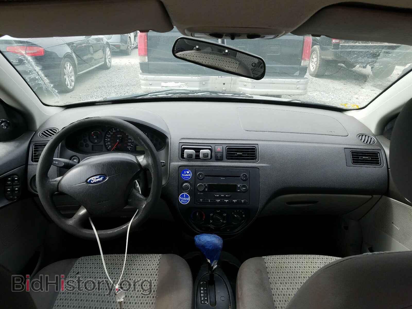 2007 FORD FOCUS - VIN: 1FAFP34N97W101595 - Фото 8