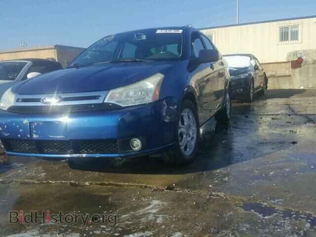 2008 FORD FOCUS - VIN: 1FAHP35N88W136489 - Фото 2