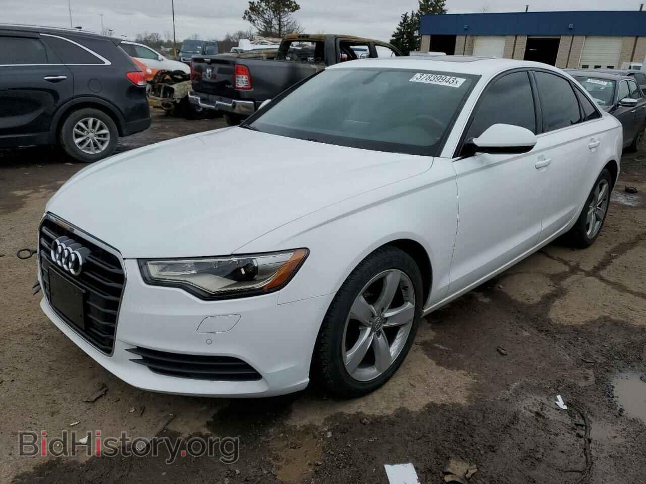 Фотография WAUDFAFC6CN163635 - AUDI A6 2012