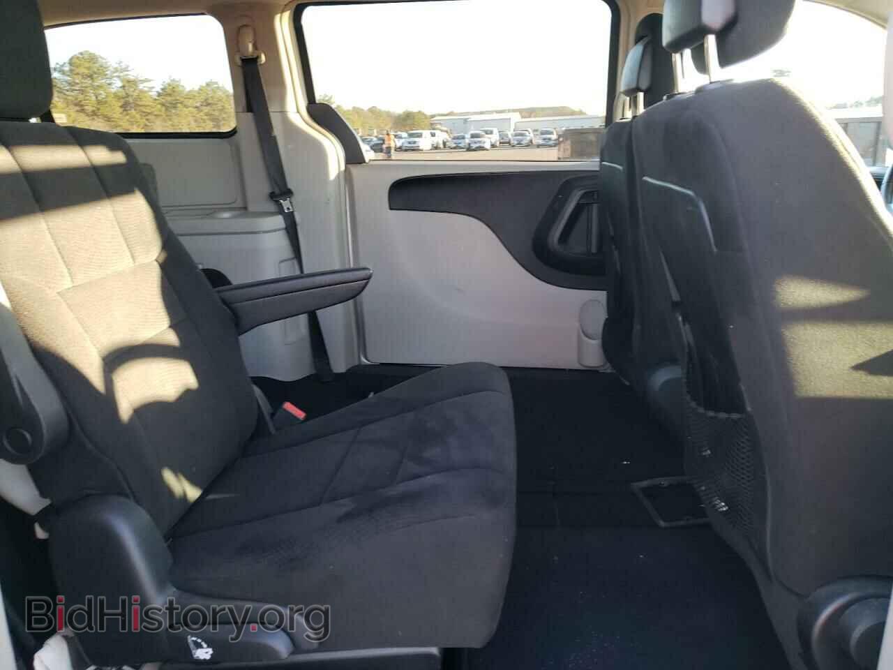 2011 DODGE CARAVAN - VIN: 2D4RN5DG8BR699645 - Фото 11