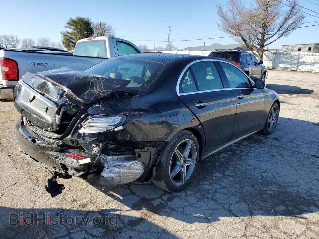 2017 MERCEDES-BENZ E-CLASS - VIN: WDDZF4KB7HA023041 - Фото 3