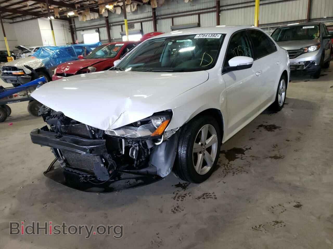 2015 VOLKSWAGEN PASSAT - VIN: 1VWAT7A36FC071253 - Фото 2