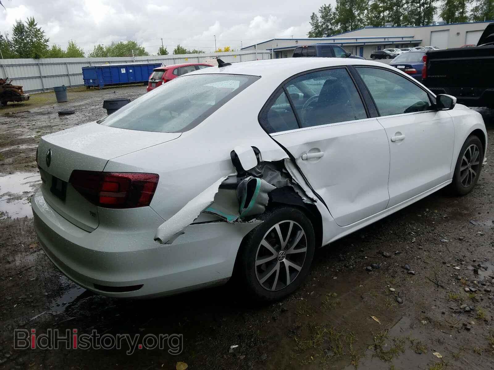 2017 VOLKSWAGEN JETTA - VIN: 3VWDB7AJ7HM290674 - Фото 4