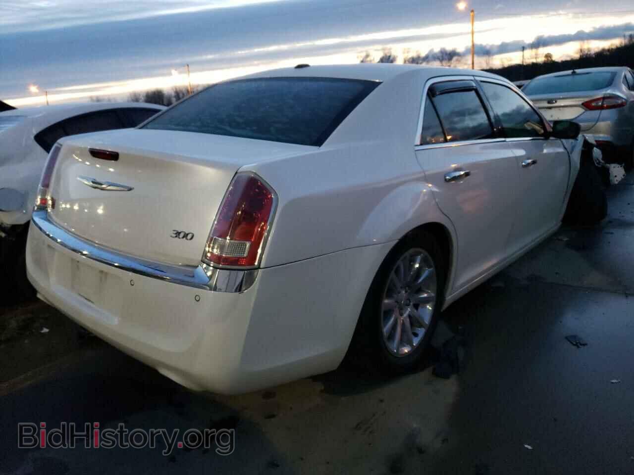 2012 CHRYSLER 300 - VIN: 2C3CCACG8CH207873 - Photo 3