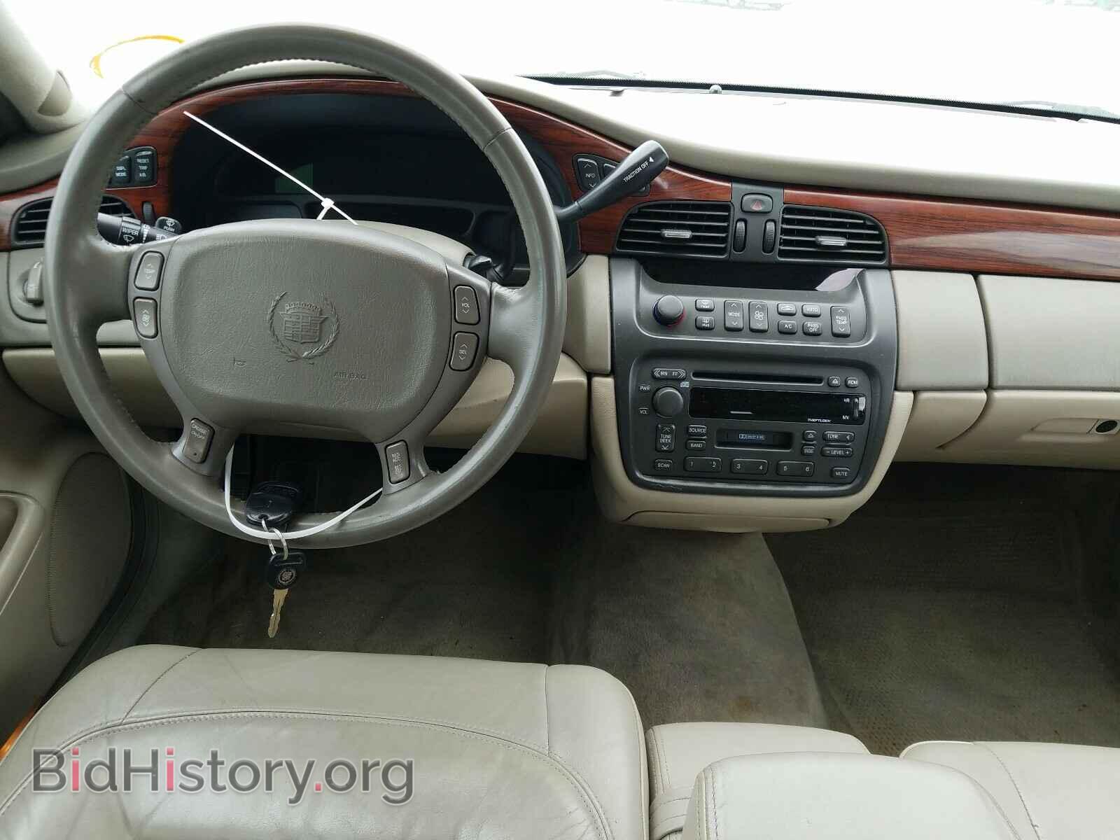 2001 CADILLAC DEVILLE - VIN: 1G6KD54Y21U262061 - Photo 9