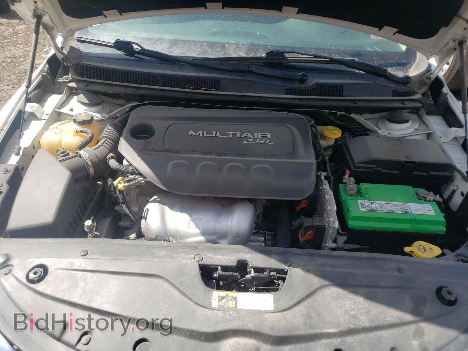 2015 CHRYSLER 200 - VIN: 1C3CCCABXFN734232 - Фото 7