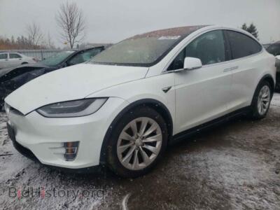 2018 Tesla MODEL X, белый — VIN 5YJXCBE25JF138132, Copart