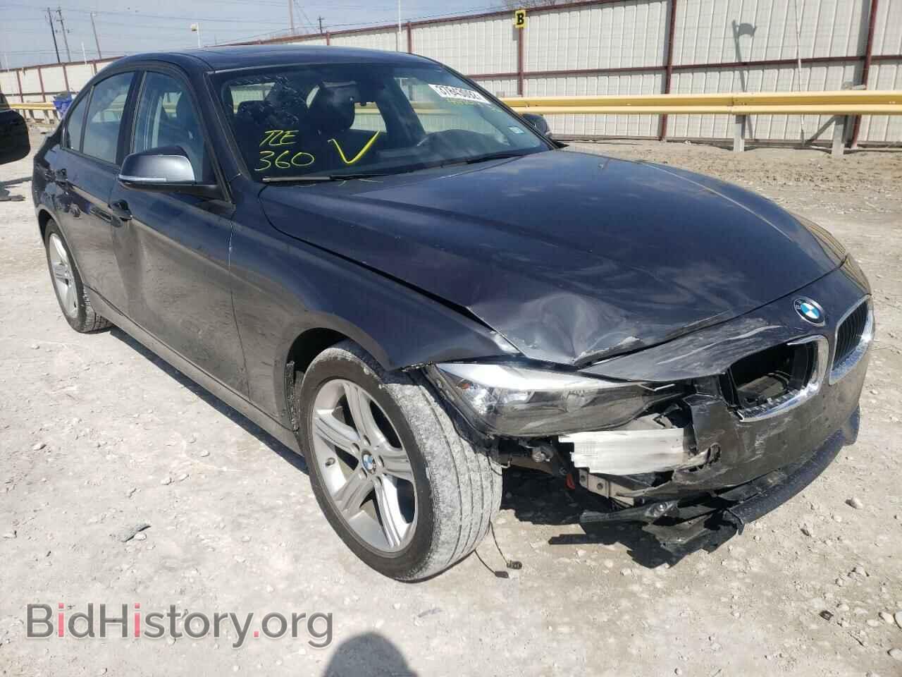 Photo WBA3C1C50DF442679 - BMW 3 SERIES 2013