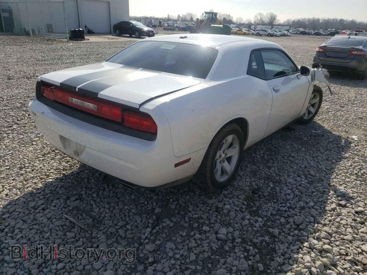 2012 DODGE CHALLENGER - VIN: 2C3CDYAG7CH228240 - Photo 4