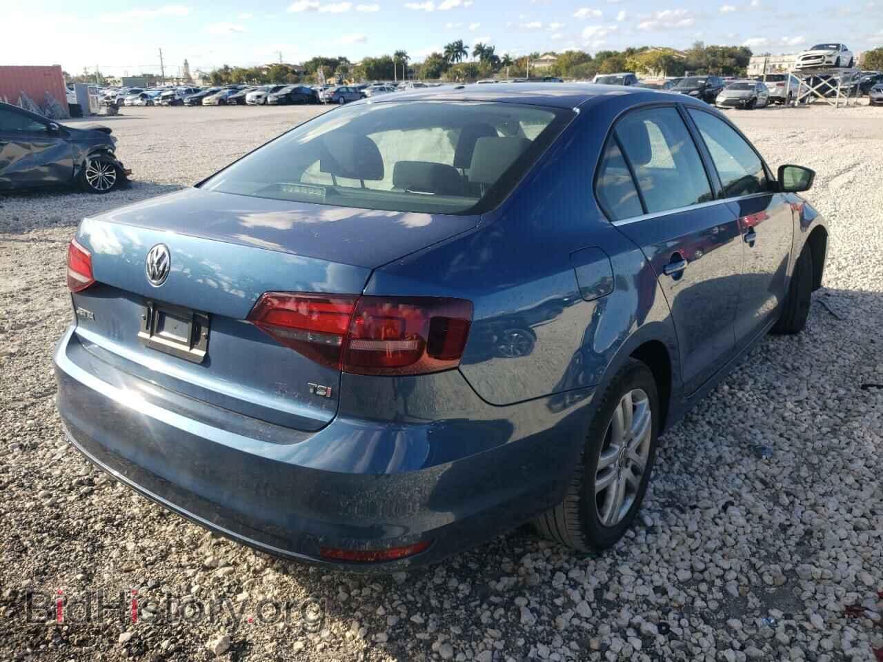 2017 VOLKSWAGEN JETTA - VIN: 3VW2B7AJ2HM249652 - Фото 4