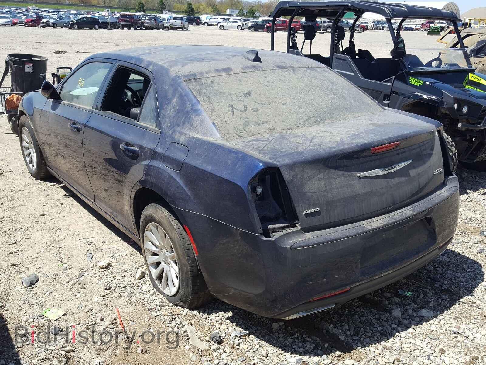 2015 CHRYSLER 300 - VIN: 2C3CCAGG6FH810819 - Фото 3