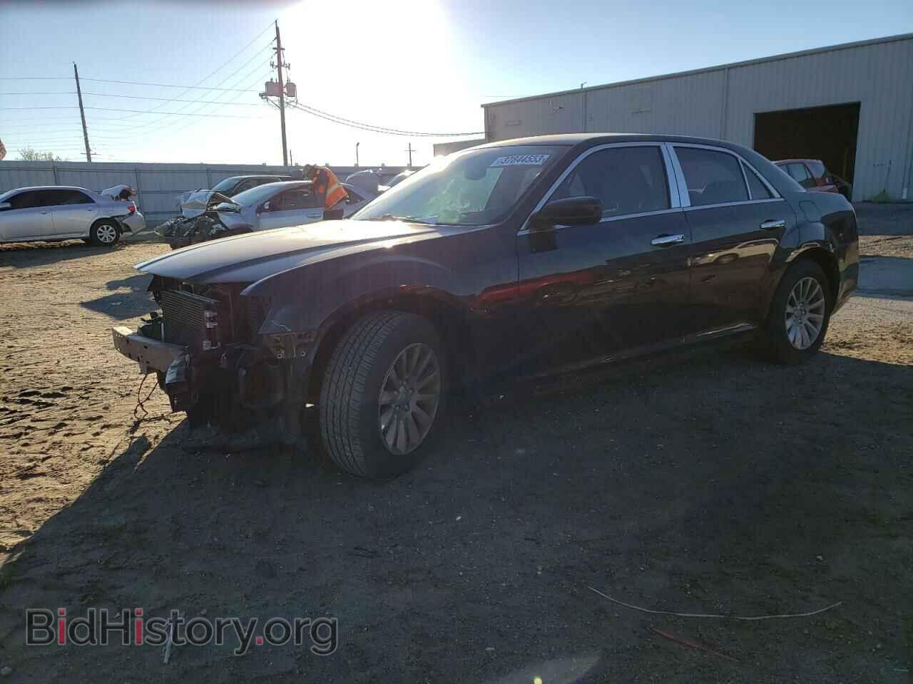 Фотография 2C3CCAAG5DH662216 - CHRYSLER 300 2013