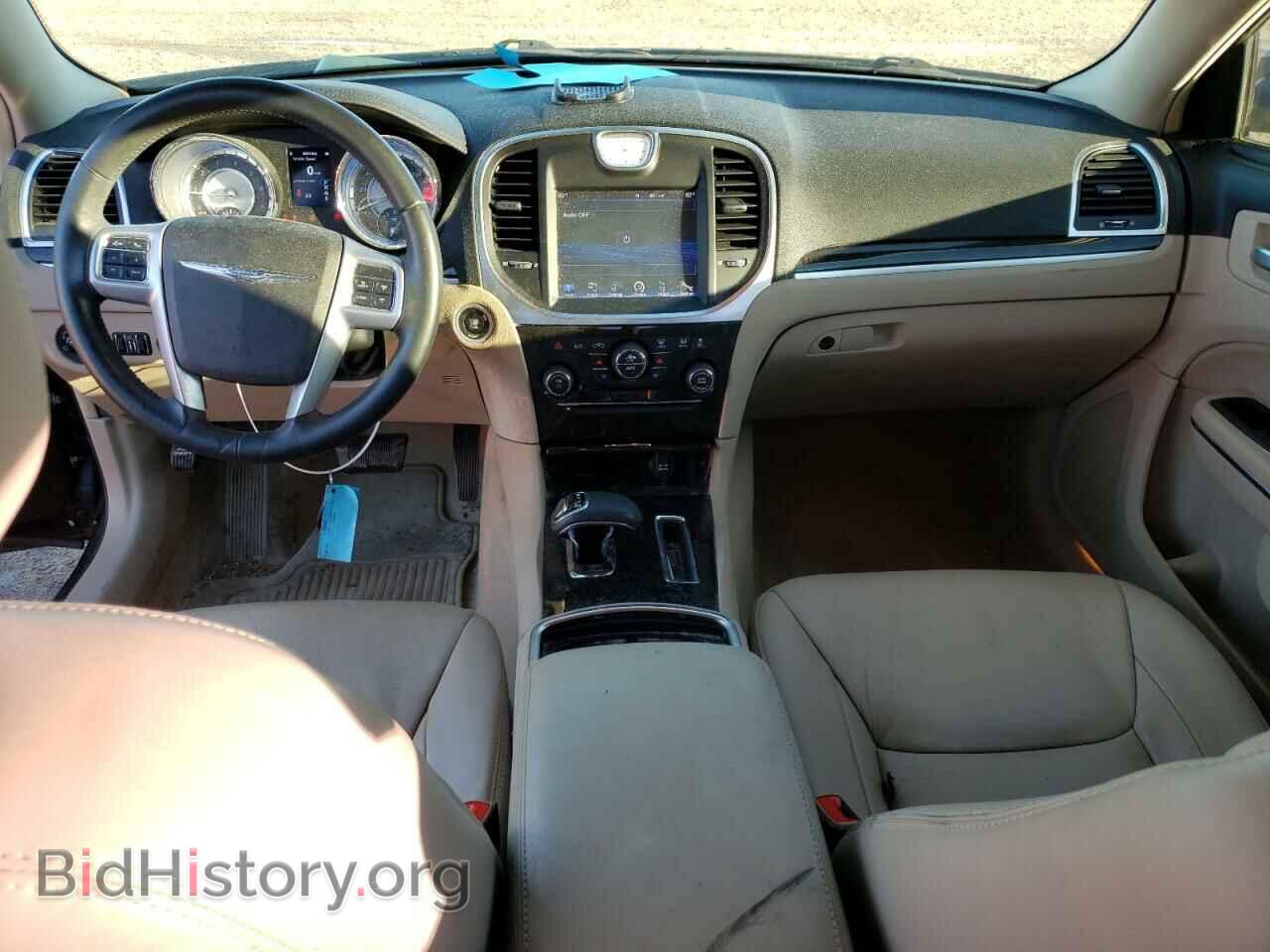 2013 CHRYSLER 300 - VIN: 2C3CCAAG5DH662216 - Фото 8