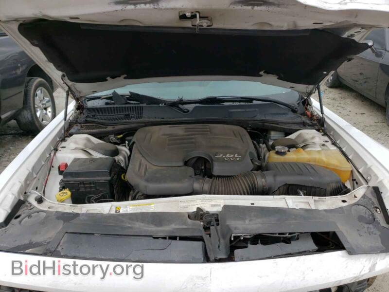 2011 Dodge CHALLENGER (VIN 2B3CJ4DG5BH604040) — photo 7 of 10