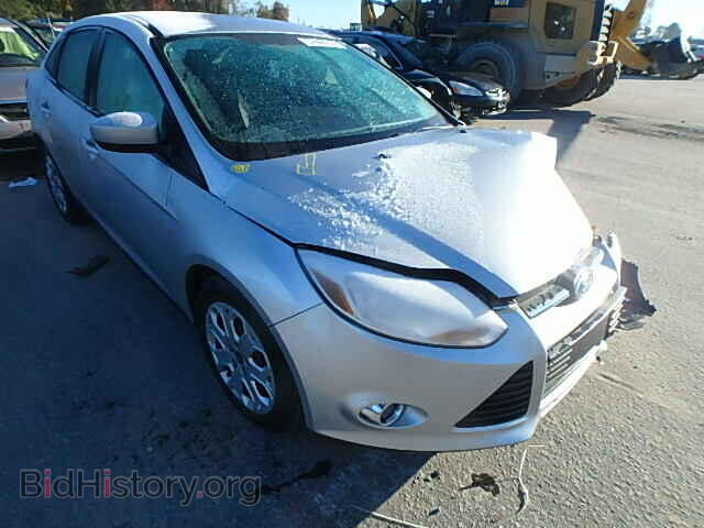 Photo 1FAHP3F24CL352483 - FORD FOCUS 2012