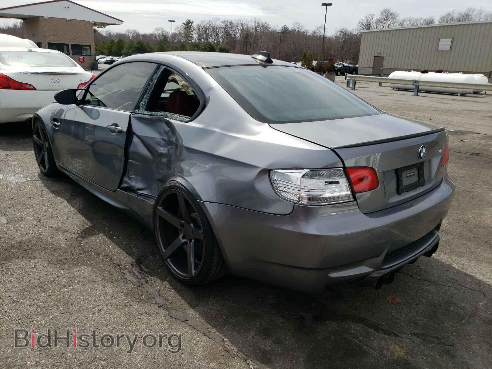 2008 BMW M3 - VIN: WBSWD93598PY40462 - Фото 3