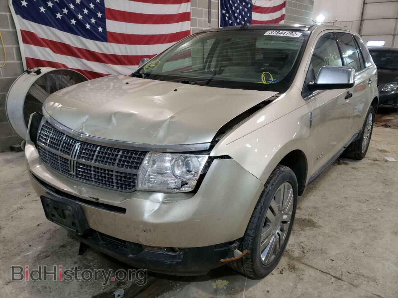 2010 LINCOLN MKX - VIN: 2LMDJ8JC7ABJ14874 - Фото 2