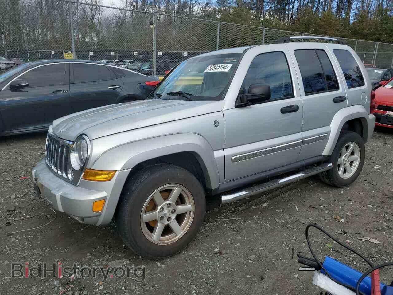 Фотография 1J4GL58K26W122108 - JEEP LIBERTY 2006