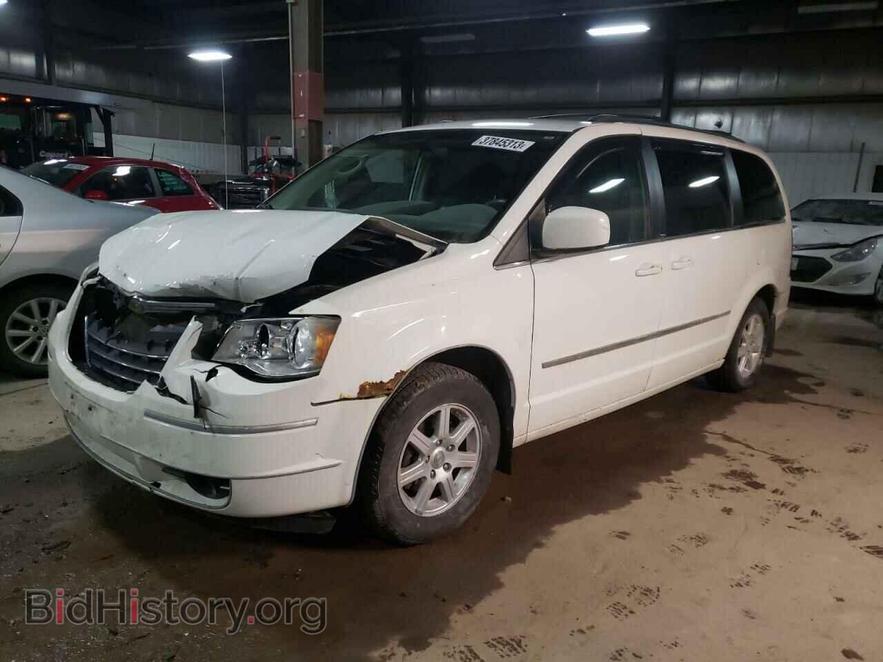 Photo 2A4RR5D1XAR460877 - CHRYSLER MINIVAN 2010