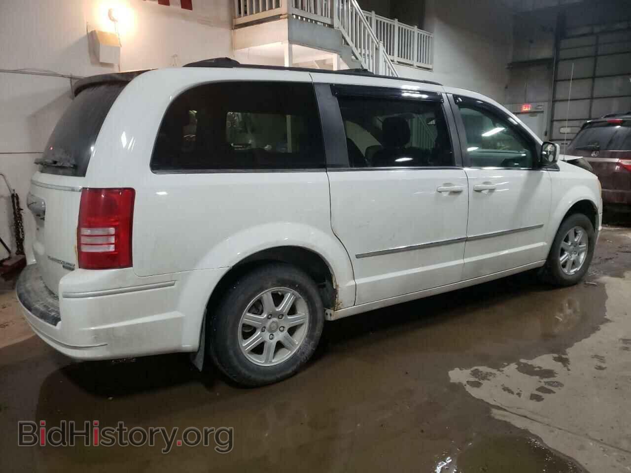 2010 CHRYSLER MINIVAN - VIN: 2A4RR5D1XAR460877 - Фото 3