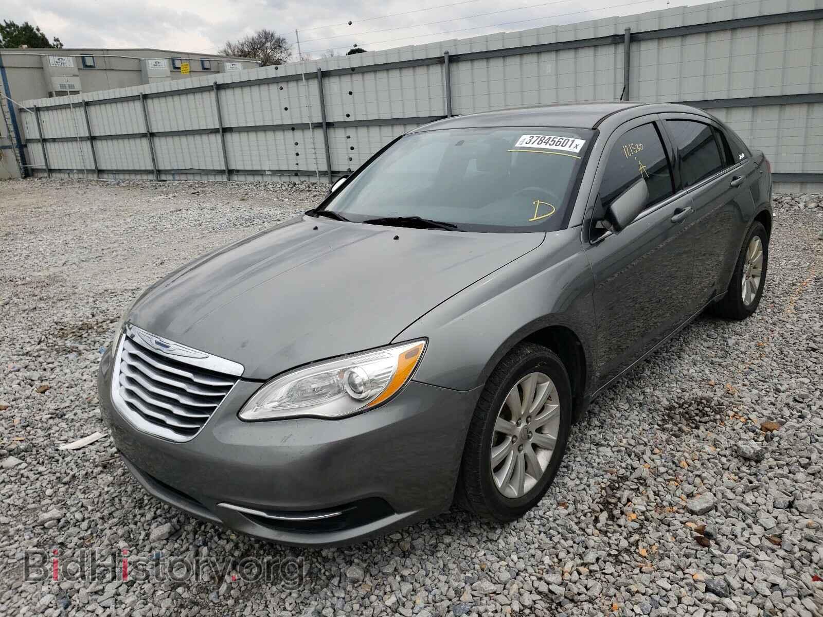 2013 CHRYSLER 200 - VIN: 1C3CCBBB4DN679427 - Фото 2