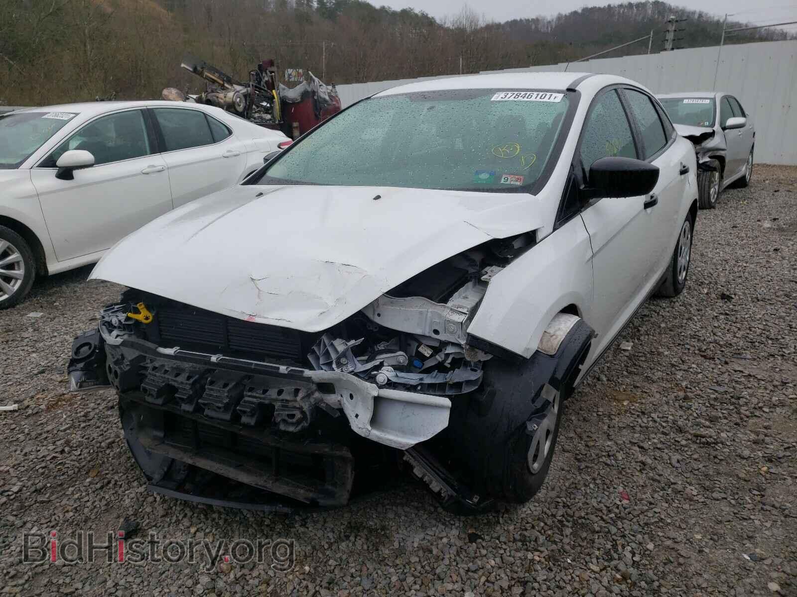 2018 FORD FOCUS - VIN: 1FADP3E28JL255669 - Photo 2