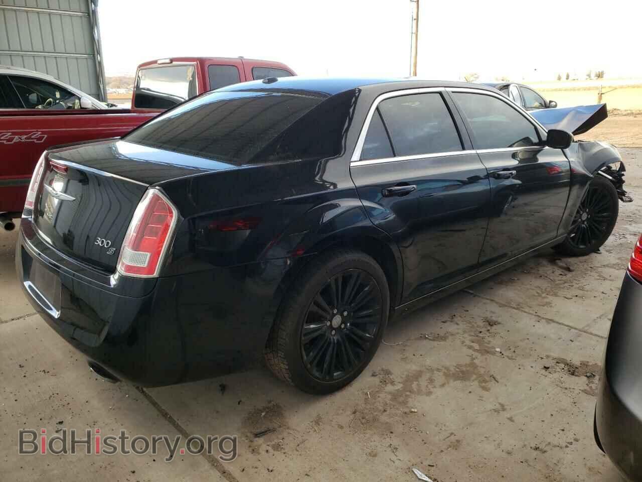 2013 CHRYSLER 300 - VIN: 2C3CCABG0DH530155 - Фото 3