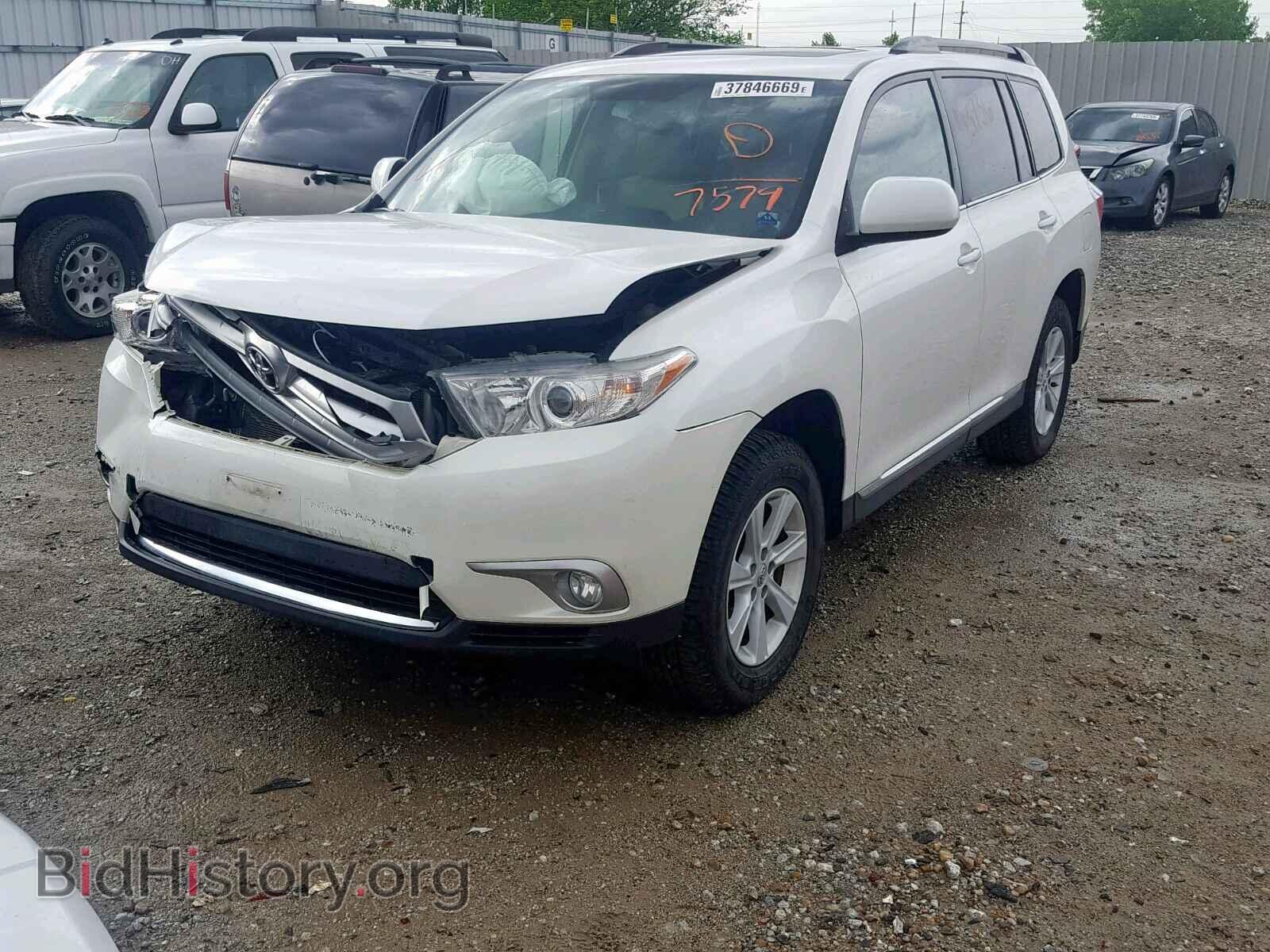 2012 TOYOTA HIGHLANDER - VIN: 5TDBK3EH8CS097579 - Фото 2