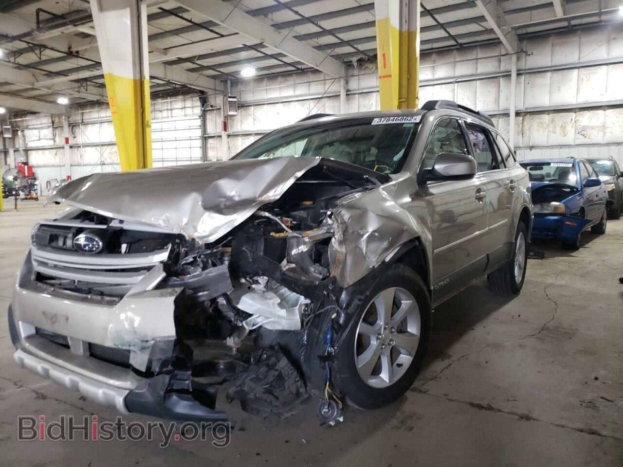 2014 SUBARU OUTBACK - VIN: 4S4BRBLC7E3233567 - Фото 2