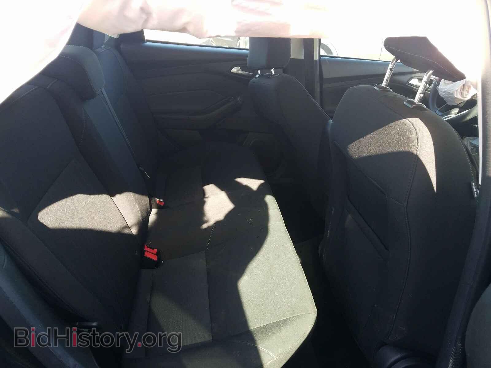 2017 FORD FOCUS - VIN: 1FADP3F2XHL282025 - Photo 6