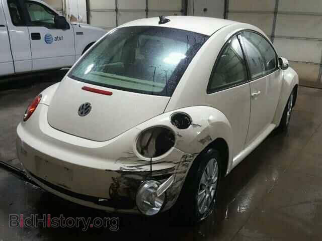 2010 VOLKSWAGEN BEETLE - VIN: 3VWPG3AG1AM020714 - Фото 4
