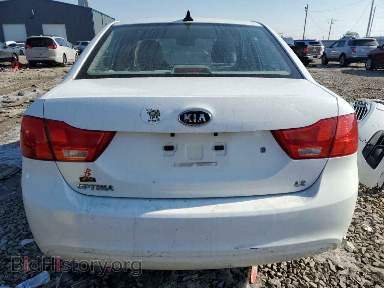 2009 KIA OPTIMA - VIN: KNAGE228095295306 - Фото 6