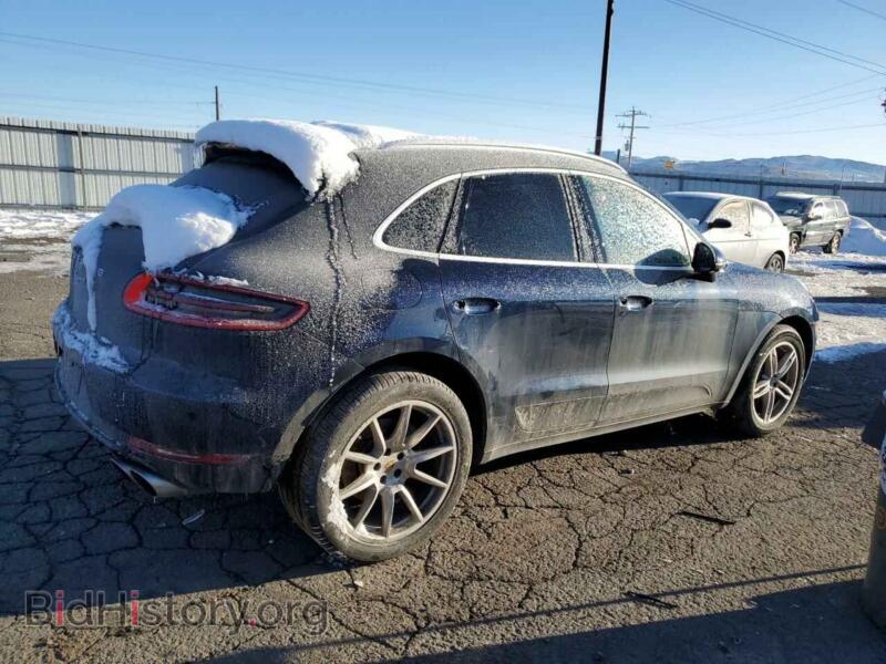 2017 Porsche MACAN (VIN WP1AB2A52HLB10707) — photo 3 of 12