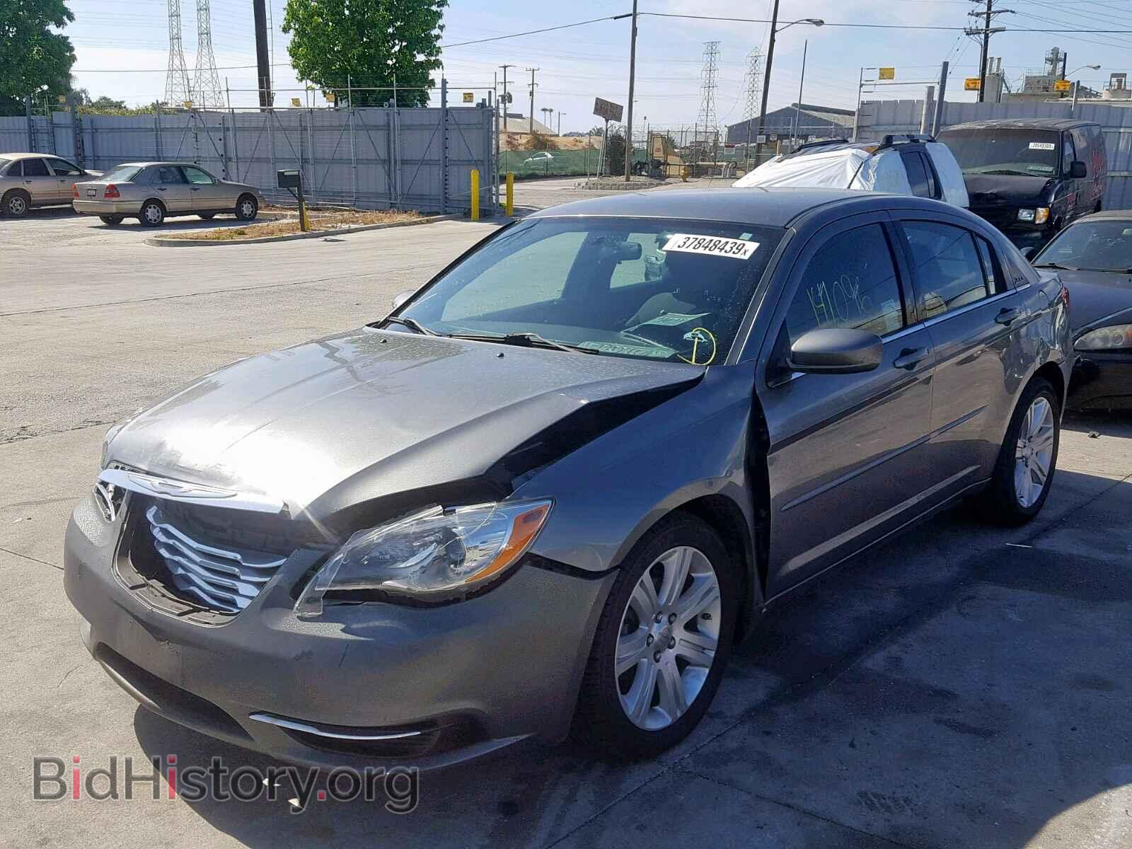2012 CHRYSLER 200 - VIN: 1C3CCBAB0CN316980 - Фото 2