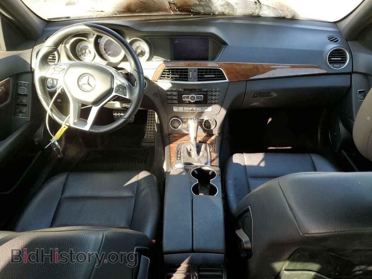 2014 MERCEDES-BENZ C-CLASS - VIN: WDDGF4HB2EA945792 - Фото 8