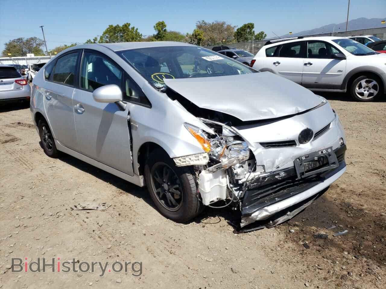 Фотография JTDKN3DU8F0444194 - TOYOTA PRIUS 2015