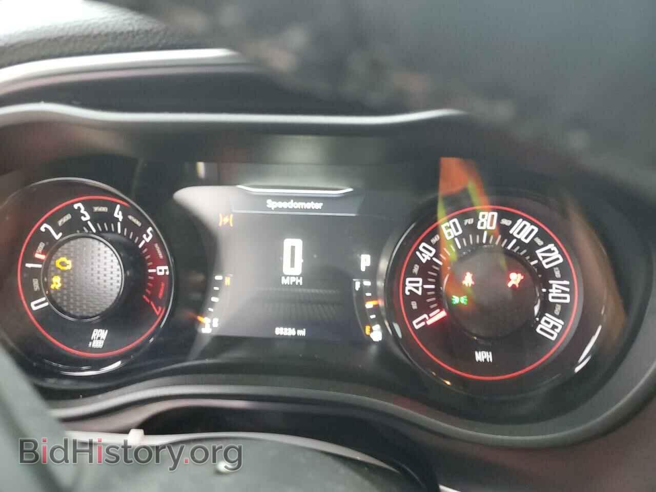 2016 DODGE CHALLENGER - VIN: 2C3CDZAGXGH271742 - Фото 9