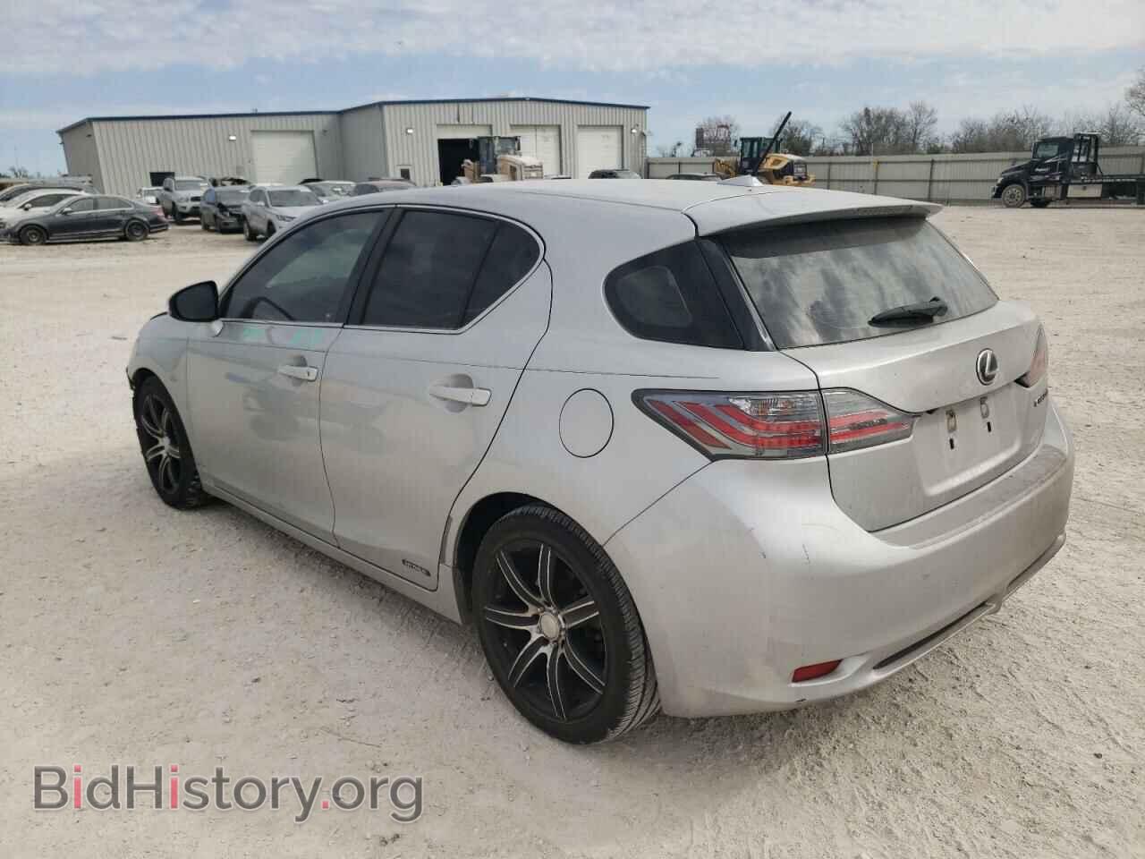2011 LEXUS CT 200 - VIN: JTHKD5BH2B2046156 - Фото 2