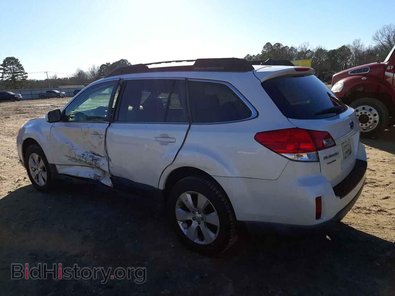 2011 SUBARU OUTBACK - VIN: 4S4BRCJC6B3377535 - Фото 2