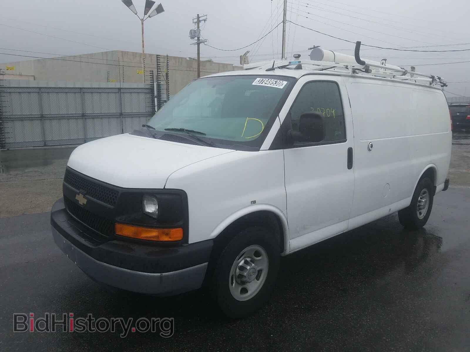2014 CHEVROLET EXPRESS - VIN: 1GCWGFCB1E1122860 - Фото 2