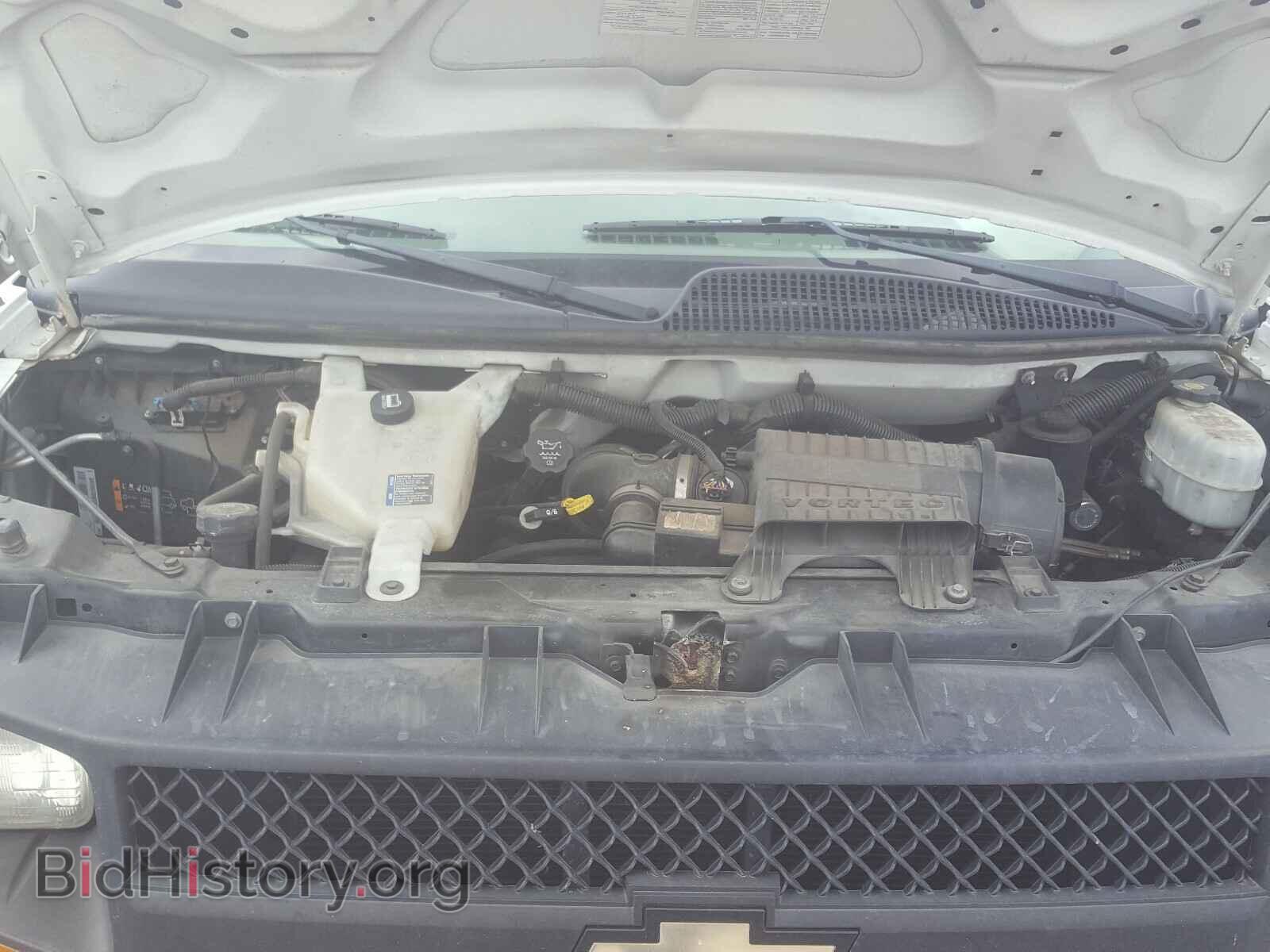 Photo 1GCWGFCB5C1121207 - CHEVROLET EXPRESS 2012