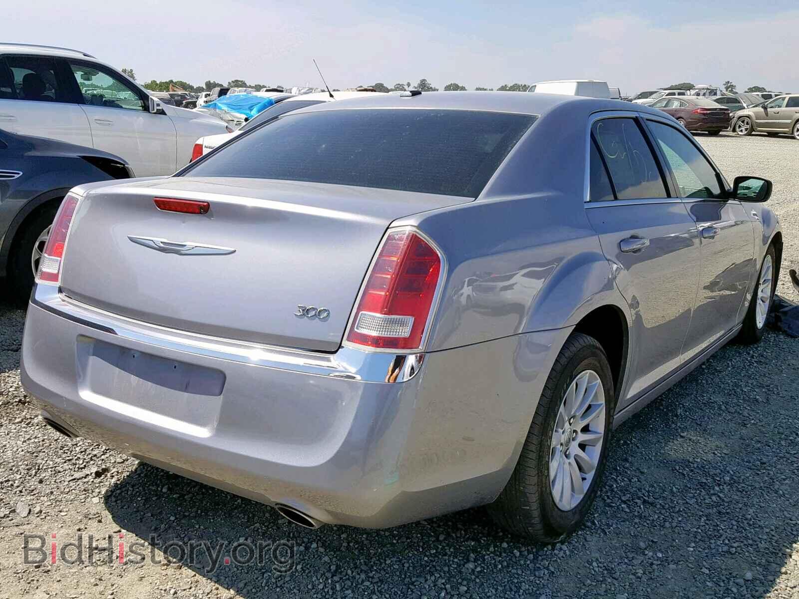 2014 CHRYSLER 300 - VIN: 2C3CCAAGXEH127996 - Фото 4