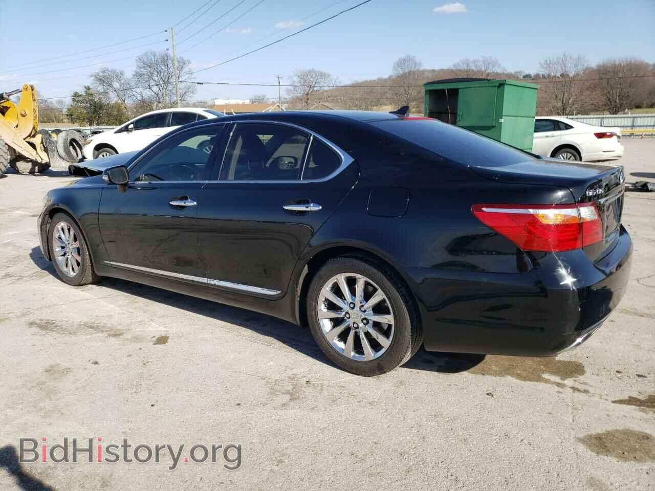2011 LEXUS LS460 - VIN: JTHBL5EF9B5106445 - Photo 2