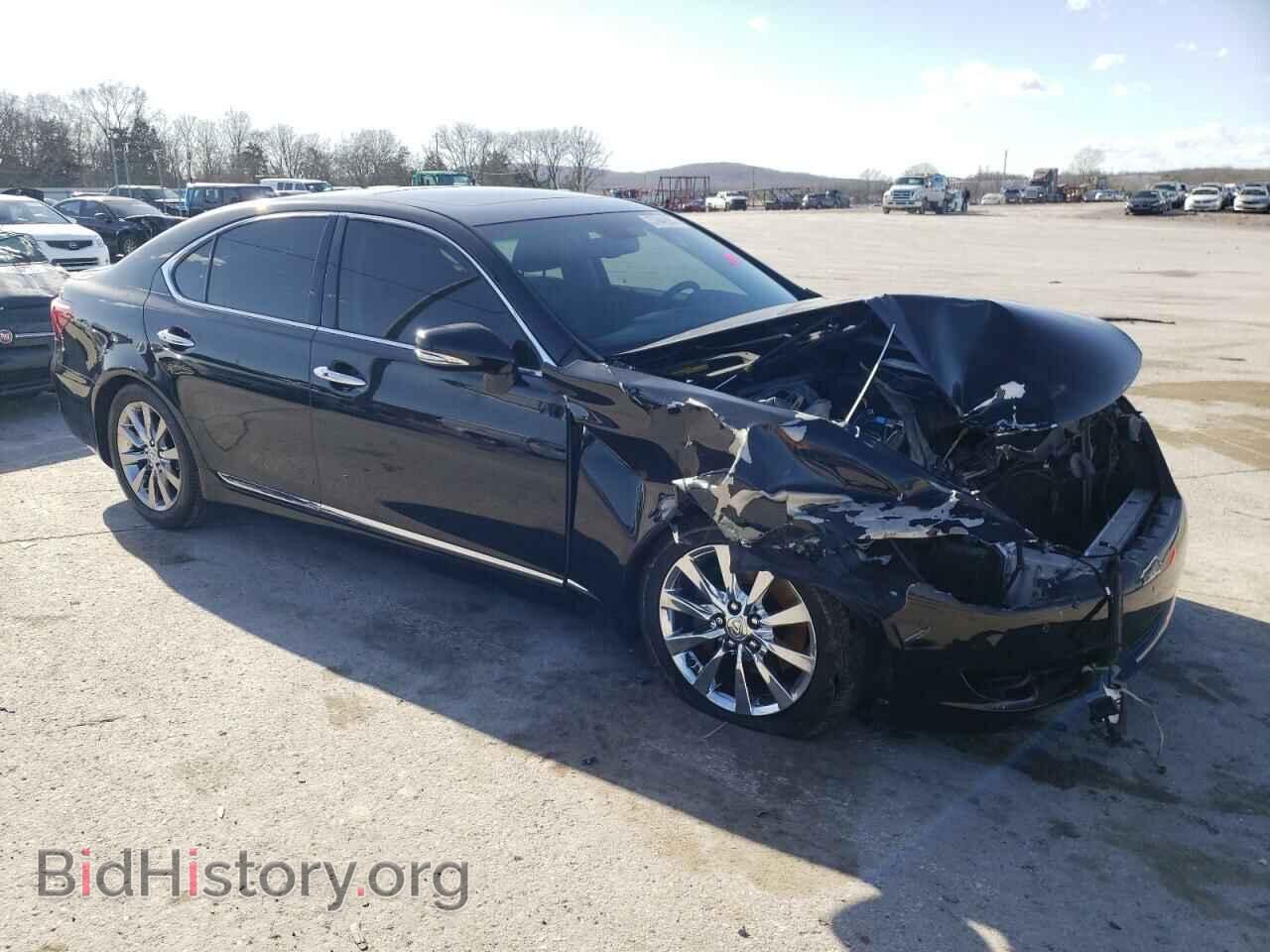 2011 LEXUS LS460 - VIN: JTHBL5EF9B5106445 - Photo 4