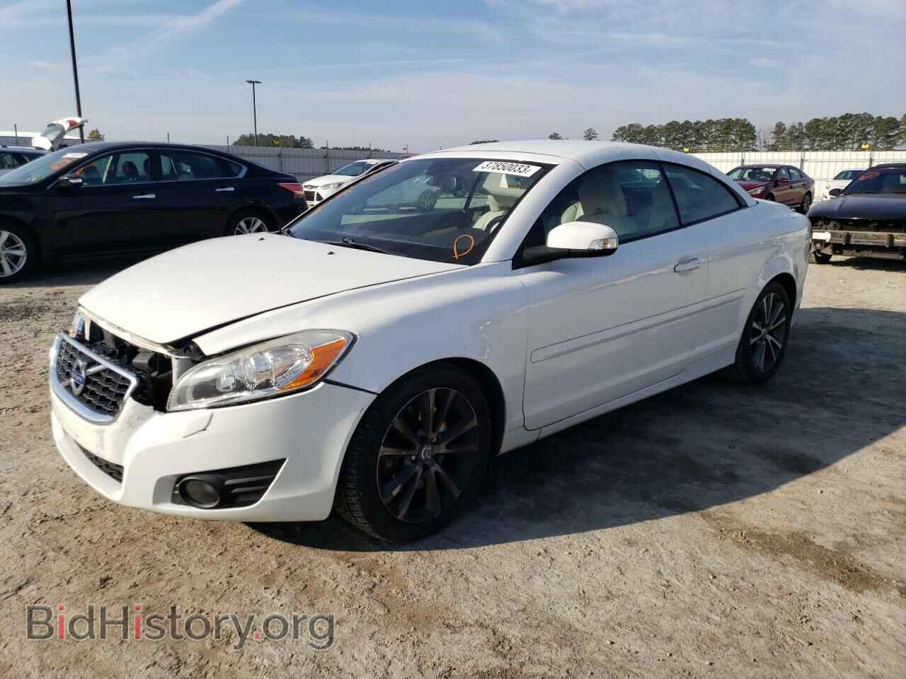 Photo YV1672MC5CJ131715 - VOLVO C70 2012